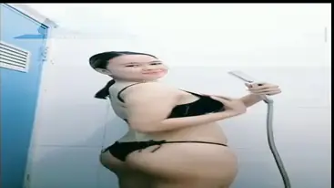Mona Beraksi Lagi Penuhi Janji ke Follower